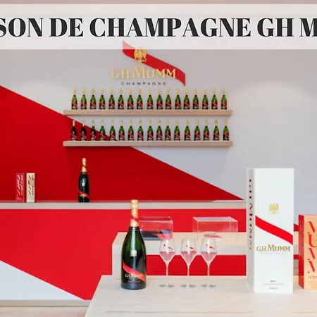 Le Moderne - Wifi - Near Train Station Apartament Reims