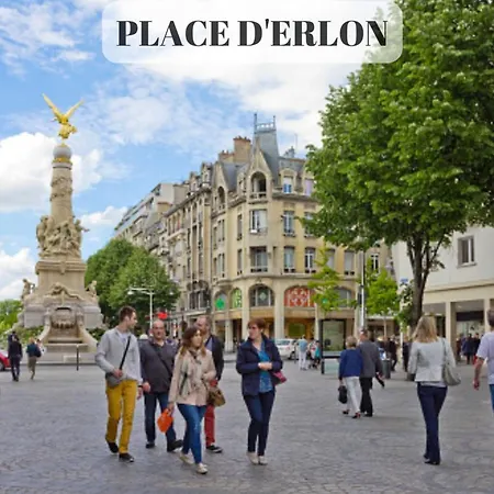 Le Moderne - Wifi - Near Train Station Apartament