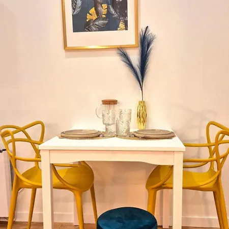 Le Moderne - Wifi - Near Train Station Διαμέρισμα Ρενς