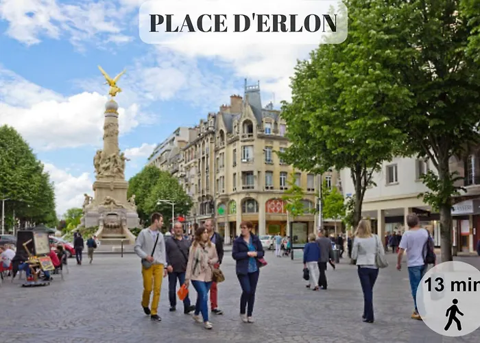 Le Moderne - Wifi - Near Train Station Apartament