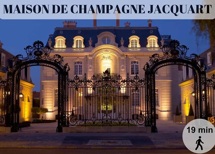 Le Moderne - Wifi - Near Train Station