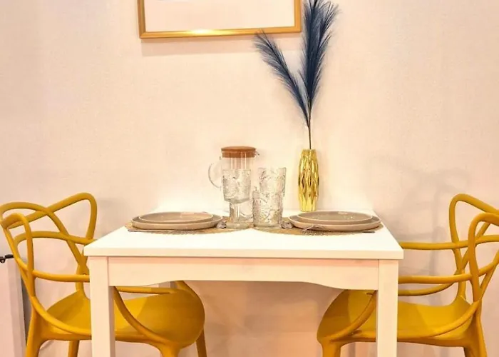 Le Moderne - Wifi - Near Train Station Apartament Reims